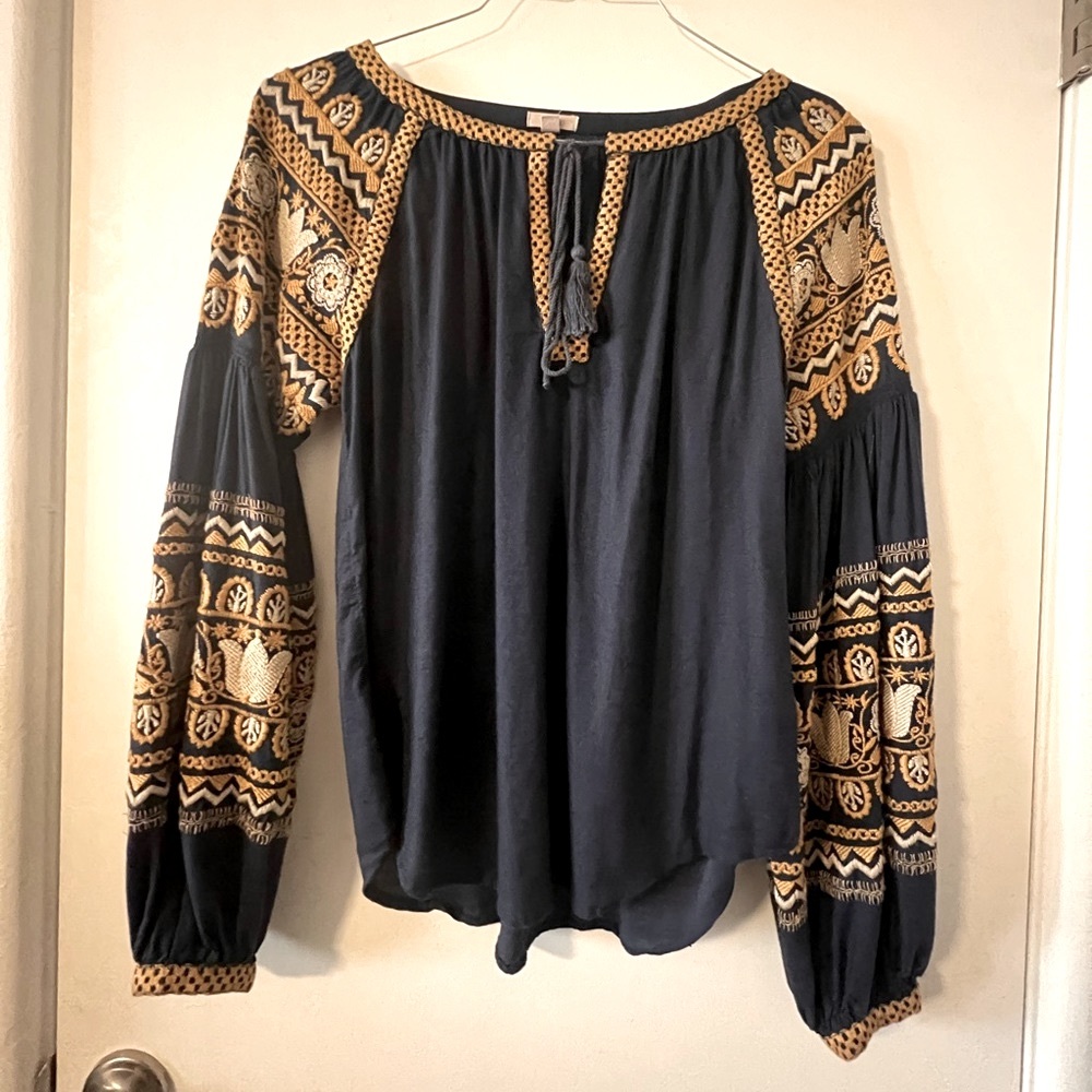 ecote embroidered top